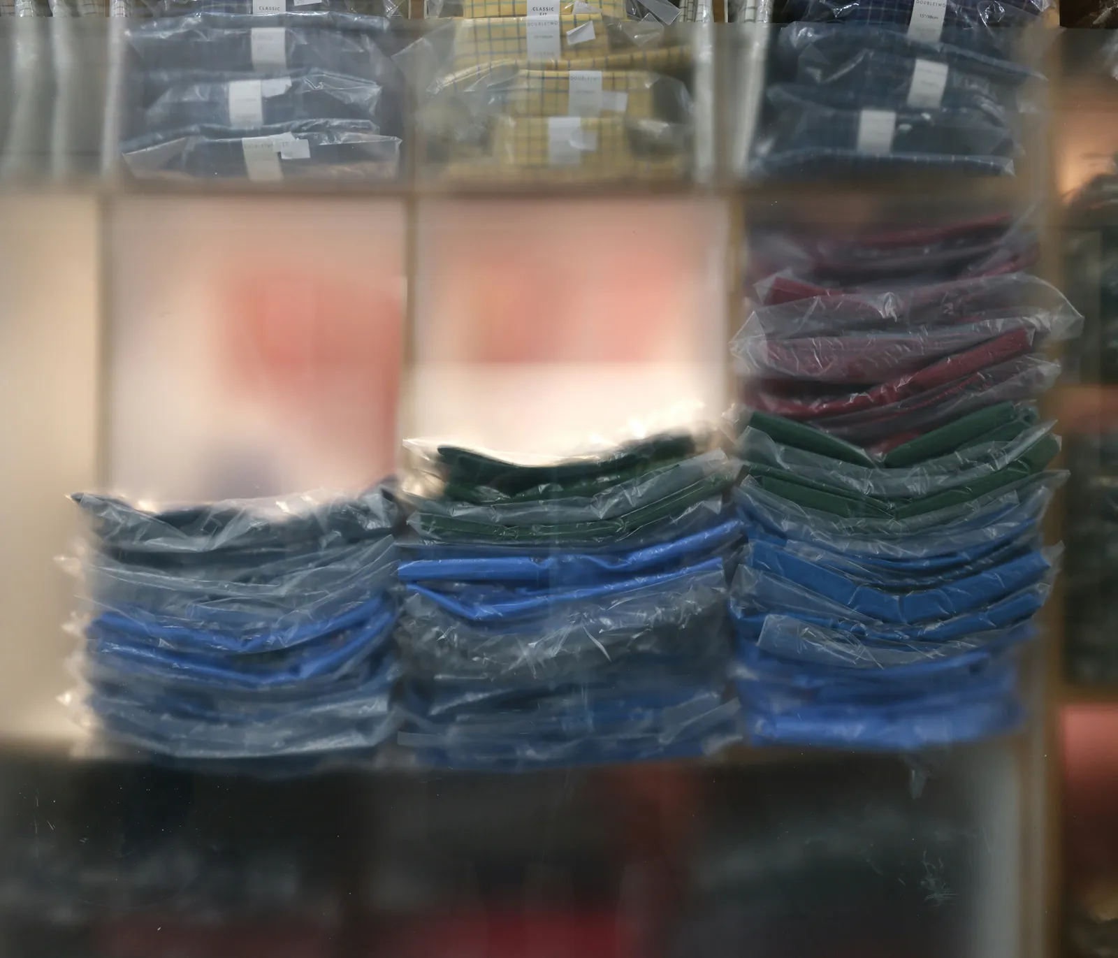 Retail merchandise in bulk packaging